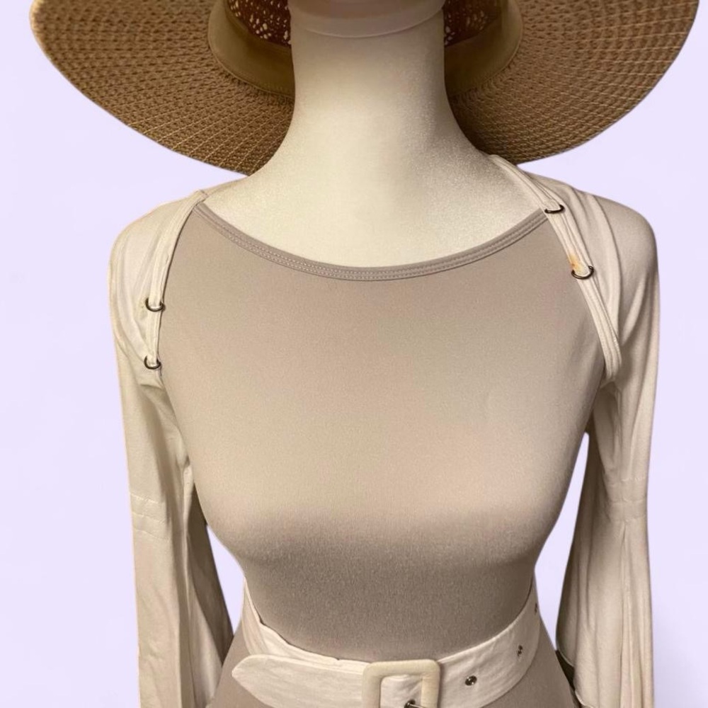 Chic gray/Cream Ruffle dress - Picture 4 of 8